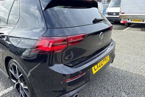 CX22PHJ Volkswagen Golf 2.0 TSI GTI 5dr DSG ⭐19' 'Estoril' Alloys, DCC, Winter Pack⭐ Thumbnail #9