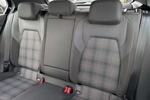 CX22PHJ Volkswagen Golf 2.0 TSI GTI 5dr DSG ⭐19' 'Estoril' Alloys, DCC, Winter Pack⭐ Thumbnail #20