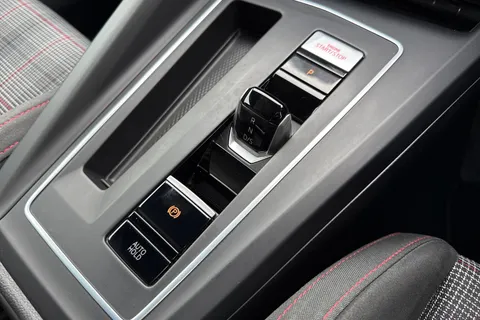 CX22PHJ Volkswagen Golf 2.0 TSI GTI 5dr DSG ⭐19' 'Estoril' Alloys, DCC, Winter Pack⭐ Thumbnail #24