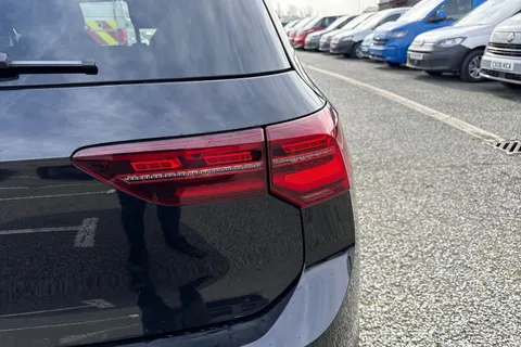 CX22PHJ Volkswagen Golf 2.0 TSI GTI 5dr DSG ⭐19' 'Estoril' Alloys, DCC, Winter Pack⭐ Thumbnail #27