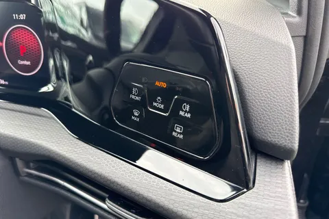 CX22PHJ Volkswagen Golf 2.0 TSI GTI 5dr DSG ⭐19' 'Estoril' Alloys, DCC, Winter Pack⭐ Thumbnail #38