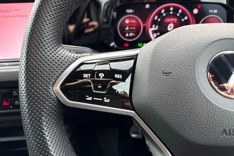 CX22PHJ Volkswagen Golf 2.0 TSI GTI 5dr DSG ⭐19' 'Estoril' Alloys, DCC, Winter Pack⭐ Thumbnail #45