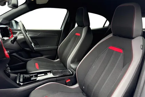 DY72XVL Vauxhall Mokka Electric 50kWh GS Line Auto 5dr Thumbnail #17