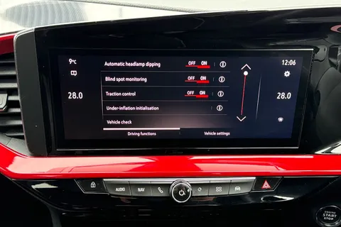 DY72XVL Vauxhall Mokka Electric 50kWh GS Line Auto 5dr Thumbnail #18