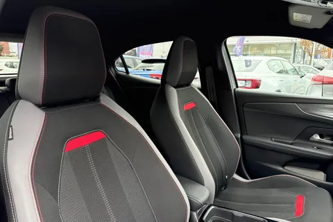 DY72XVL Vauxhall Mokka Electric 50kWh GS Line Auto 5dr Thumbnail #25