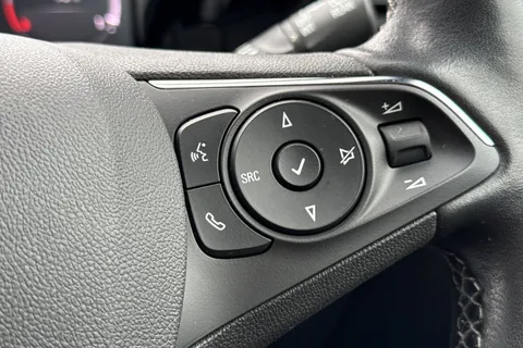 DY72XVL Vauxhall Mokka Electric 50kWh GS Line Auto 5dr Thumbnail #39