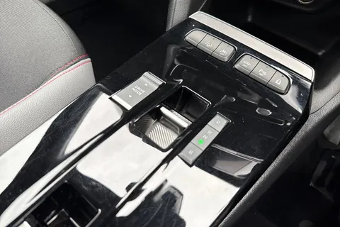 DY72XVL Vauxhall Mokka Electric 50kWh GS Line Auto 5dr Thumbnail #45