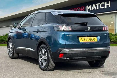 LY71GEU PEUGEOT 3008 1.6 13.2kWh Allure Premium e-EAT Euro 6 (s/s) 5dr Thumbnail #3
