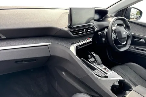LY71GEU PEUGEOT 3008 1.6 13.2kWh Allure Premium e-EAT Euro 6 (s/s) 5dr Thumbnail #10