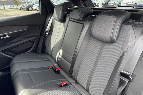 LY71GEU PEUGEOT 3008 1.6 13.2kWh Allure Premium e-EAT Euro 6 (s/s) 5dr Thumbnail #15