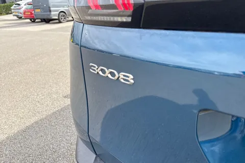 LY71GEU PEUGEOT 3008 1.6 13.2kWh Allure Premium e-EAT Euro 6 (s/s) 5dr Thumbnail #34