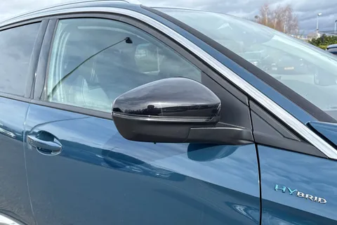 LY71GEU PEUGEOT 3008 1.6 13.2kWh Allure Premium e-EAT Euro 6 (s/s) 5dr Thumbnail #38