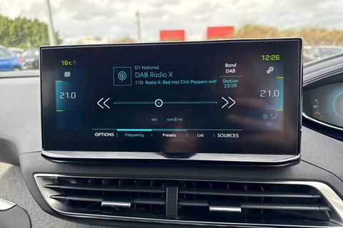 LY71GEU PEUGEOT 3008 1.6 13.2kWh Allure Premium e-EAT Euro 6 (s/s) 5dr Thumbnail #46