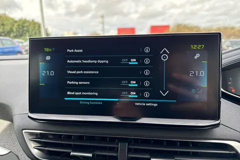 LY71GEU PEUGEOT 3008 1.6 13.2kWh Allure Premium e-EAT Euro 6 (s/s) 5dr Thumbnail #54