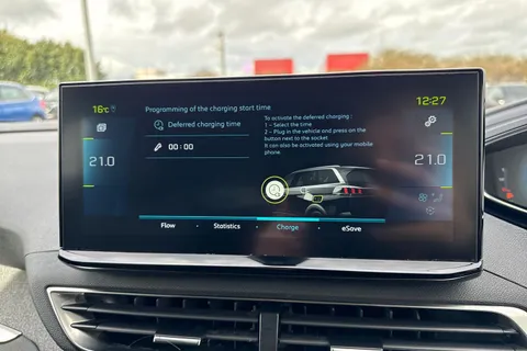 LY71GEU PEUGEOT 3008 1.6 13.2kWh Allure Premium e-EAT Euro 6 (s/s) 5dr Thumbnail #55