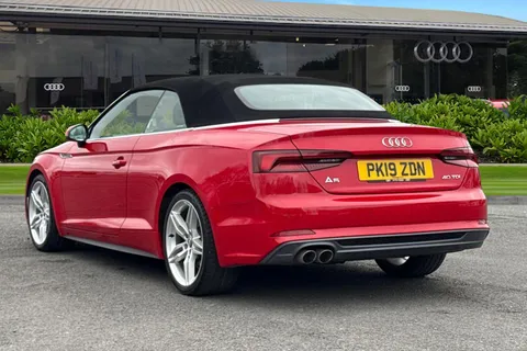 2 of 66 for Audi A5 Cabriolet S line 40 TDI 190 PS S tronic