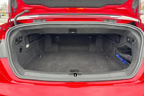 7 of 66 for Audi A5 Cabriolet S line 40 TDI 190 PS S tronic