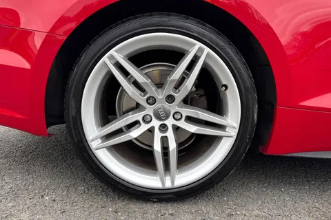 11 of 66 for Audi A5 Cabriolet S line 40 TDI 190 PS S tronic