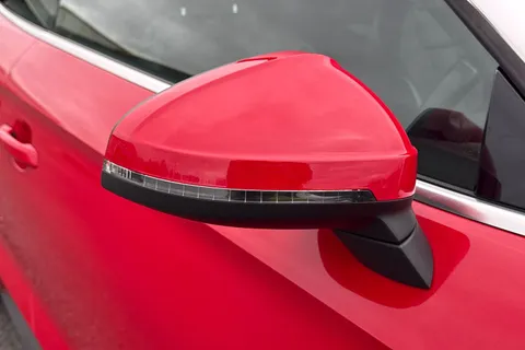 29 of 66 for Audi A5 Cabriolet S line 40 TDI 190 PS S tronic