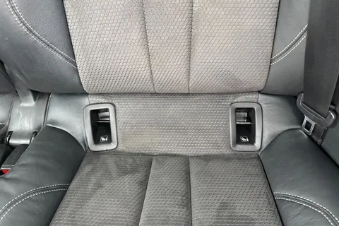 40 of 66 for Audi A5 Cabriolet S line 40 TDI 190 PS S tronic