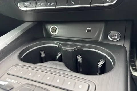 49 of 66 for Audi A5 Cabriolet S line 40 TDI 190 PS S tronic