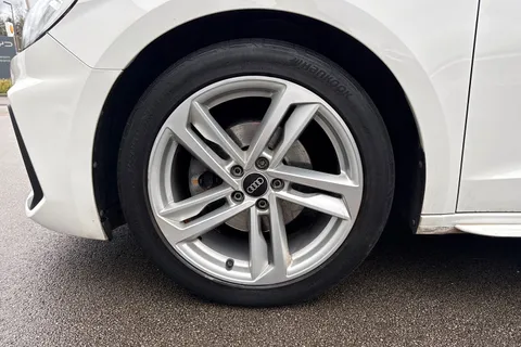 YM21VXZ Audi A1 1.0 TFSI 30 S line Sportback Euro 6 (s/s) 5dr Thumbnail #13