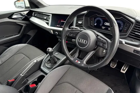 YM21VXZ Audi A1 1.0 TFSI 30 S line Sportback Euro 6 (s/s) 5dr Thumbnail #14