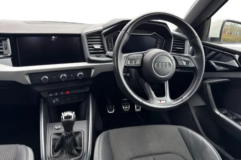 YM21VXZ Audi A1 1.0 TFSI 30 S line Sportback Euro 6 (s/s) 5dr Thumbnail #18