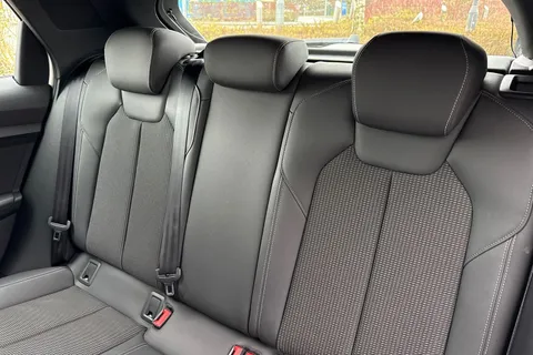 YM21VXZ Audi A1 1.0 TFSI 30 S line Sportback Euro 6 (s/s) 5dr Thumbnail #19