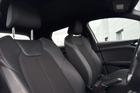 YM21VXZ Audi A1 1.0 TFSI 30 S line Sportback Euro 6 (s/s) 5dr Thumbnail #24