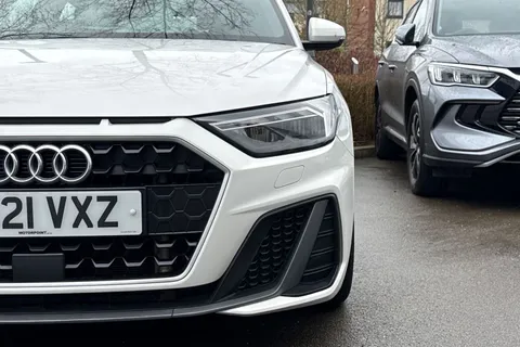 YM21VXZ Audi A1 1.0 TFSI 30 S line Sportback Euro 6 (s/s) 5dr Thumbnail #25