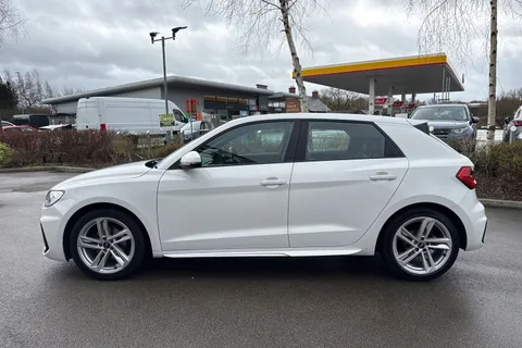 YM21VXZ Audi A1 1.0 TFSI 30 S line Sportback Euro 6 (s/s) 5dr Thumbnail #30