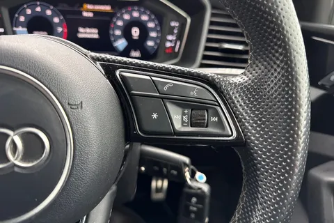 YM21VXZ Audi A1 1.0 TFSI 30 S line Sportback Euro 6 (s/s) 5dr Thumbnail #58