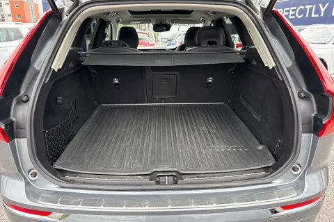 PX20XUO Volvo Xc60 2.0 B5 MHEV Inscription Pro Auto AWD Euro 6 (s/s) 5dr Thumbnail #8