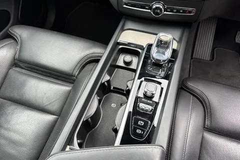 PX20XUO Volvo Xc60 2.0 B5 MHEV Inscription Pro Auto AWD Euro 6 (s/s) 5dr Thumbnail #24