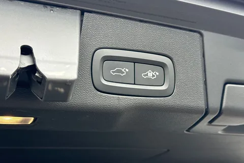 PX20XUO Volvo Xc60 2.0 B5 MHEV Inscription Pro Auto AWD Euro 6 (s/s) 5dr Thumbnail #36