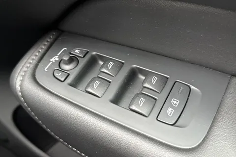 PX20XUO Volvo Xc60 2.0 B5 MHEV Inscription Pro Auto AWD Euro 6 (s/s) 5dr Thumbnail #46