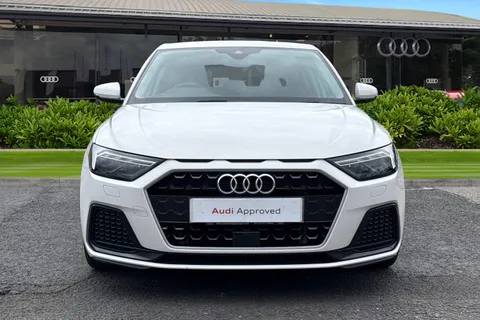6 of 66 for Audi A1 Sport 30 TFSI 110 PS 6-speed