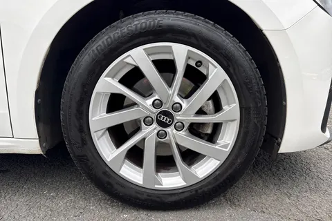 11 of 66 for Audi A1 Sport 30 TFSI 110 PS 6-speed