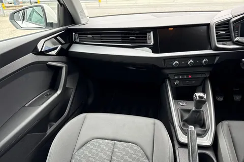 20 of 66 for Audi A1 Sport 30 TFSI 110 PS 6-speed