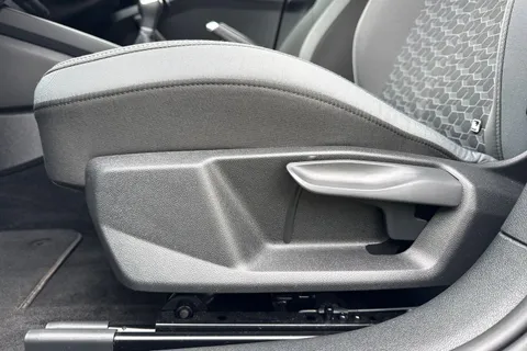 36 of 66 for Audi A1 Sport 30 TFSI 110 PS 6-speed