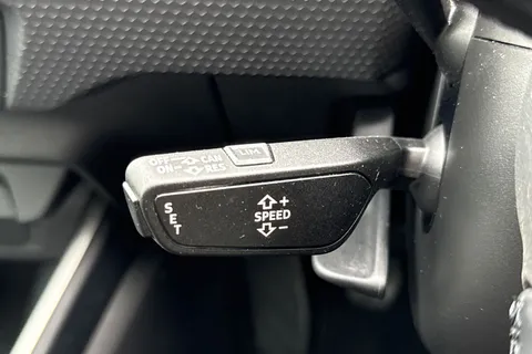 48 of 66 for Audi A1 Sport 30 TFSI 110 PS 6-speed