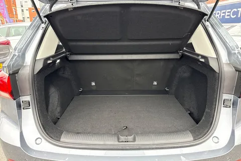 DT25ZRU MG Mg Zs 1.5 Hybrid+ SE Auto Euro 6 (s/s) 5dr Thumbnail #8