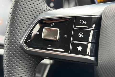 DT25ZRU MG Mg Zs 1.5 Hybrid+ SE Auto Euro 6 (s/s) 5dr Thumbnail #40