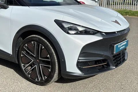 DC25OMG CUPRA Tavascan 77kWh VZ2 SUV Coupe Auto 4Drive 5dr Thumbnail #8