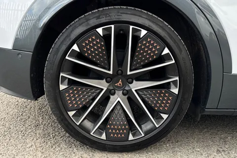 DC25OMG CUPRA Tavascan 77kWh VZ2 SUV Coupe Auto 4Drive 5dr Thumbnail #11