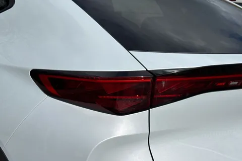 DC25OMG CUPRA Tavascan 77kWh VZ2 SUV Coupe Auto 4Drive 5dr Thumbnail #26