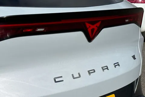 DC25OMG CUPRA Tavascan 77kWh VZ2 SUV Coupe Auto 4Drive 5dr Thumbnail #27
