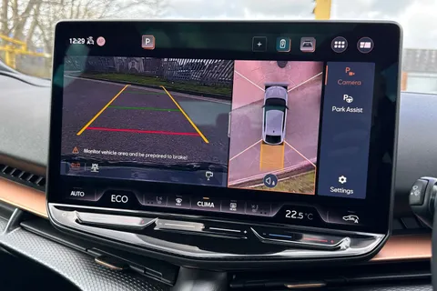 DC25OMG CUPRA Tavascan 77kWh VZ2 SUV Coupe Auto 4Drive 5dr Thumbnail #39