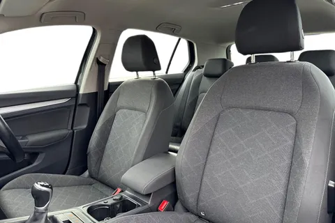 16 of 43 for Volkswagen Golf 1.5 TSI 150 Life 5dr | App Connect | Acc